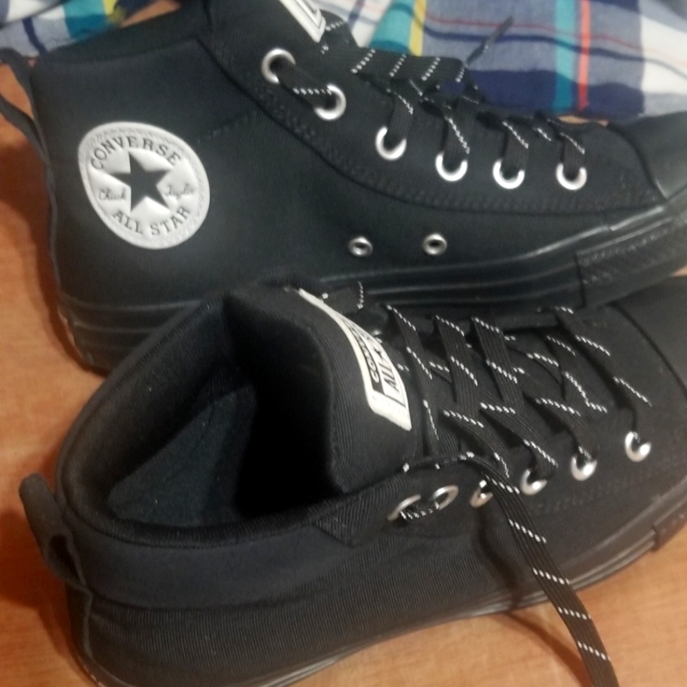 NWOT black converse women's sz9 men sz7